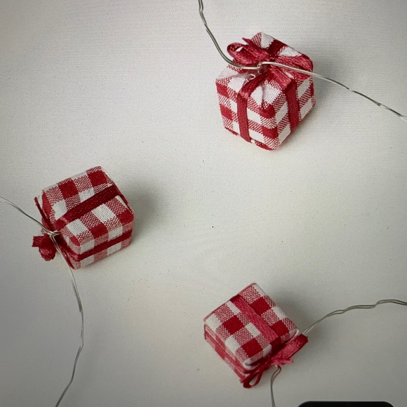 NWT IKEA 2 Sets of “Strala” battery powered string LED lights - Picture 7 of 12